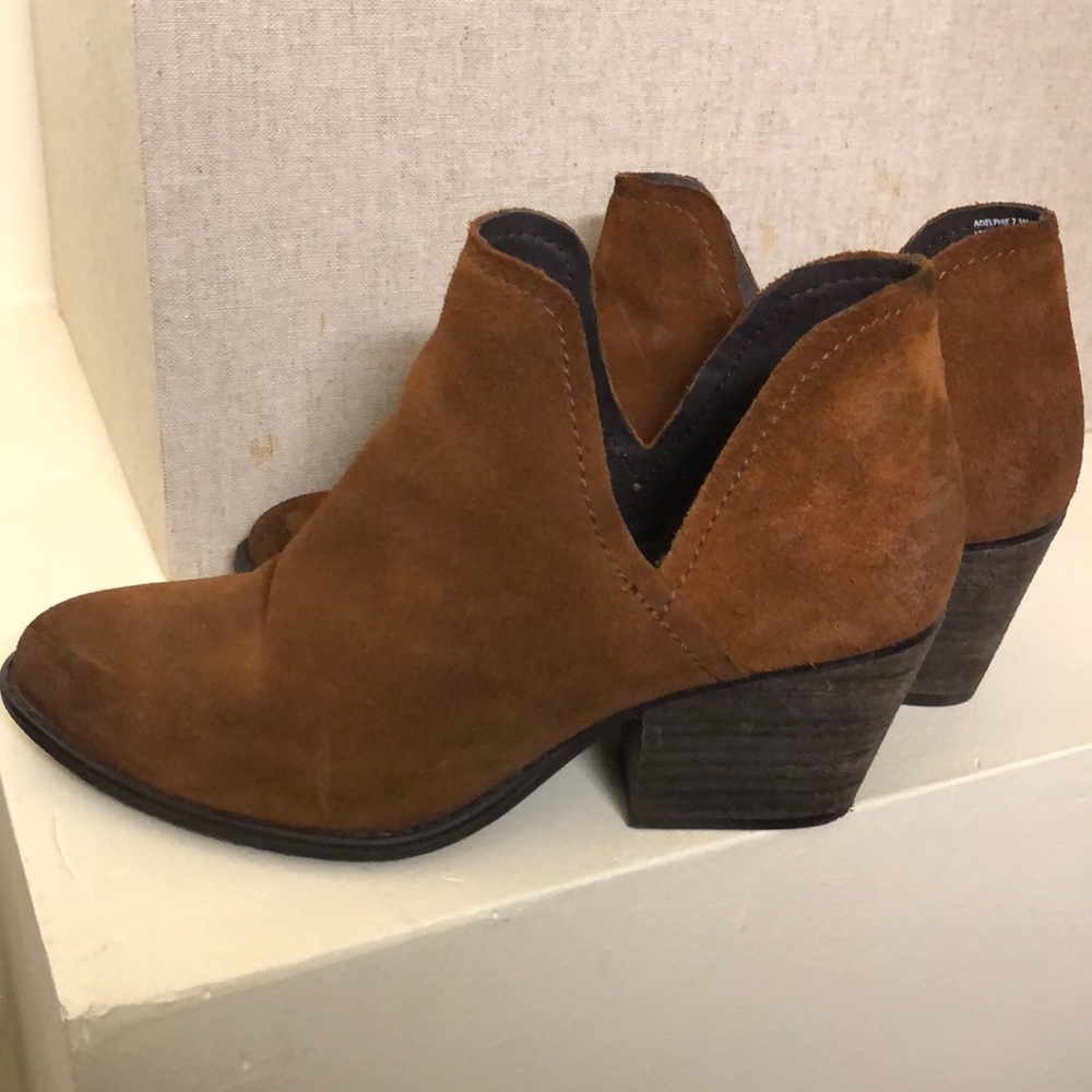 Steve Madden suede Booties